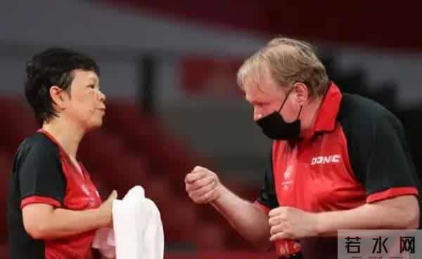 倪夏莲的丈夫是哪国人