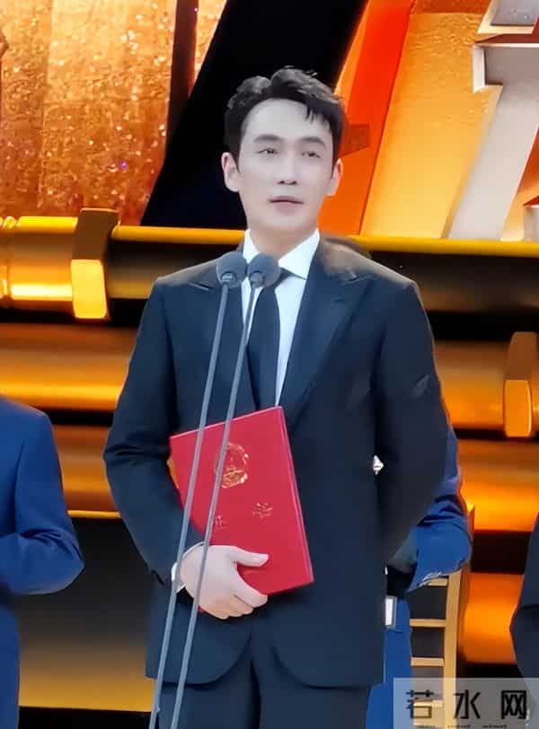 朱一龙和朱时茂的关系