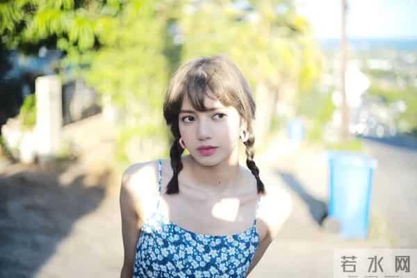 lisa是泰国和哪的混血