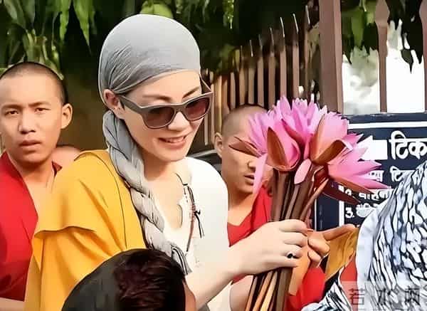 王菲是密宗肉莲