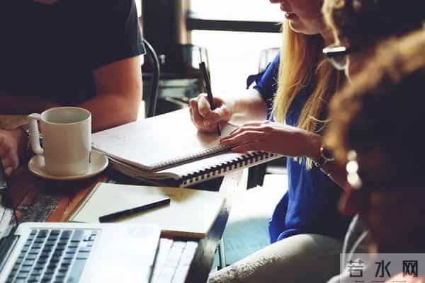 被周深回复140字