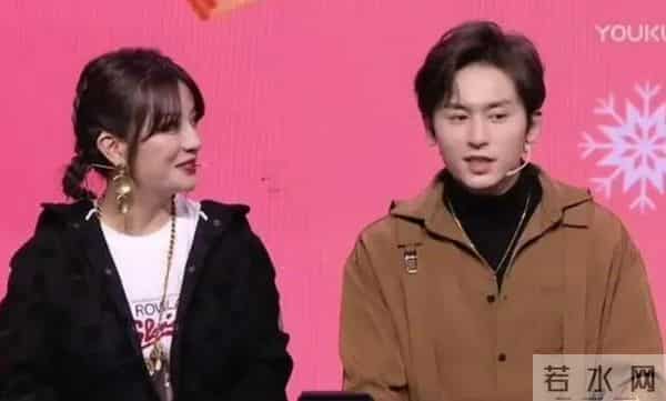 赵薇割韭菜什么意思