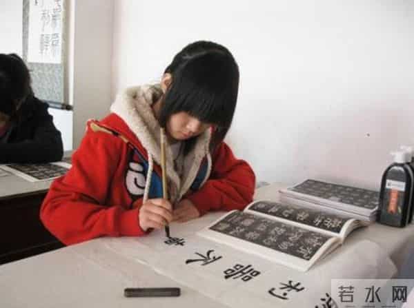 张新成艺考成绩神话