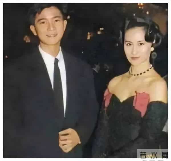 许晋亨如何评价何超琼