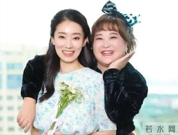 张小斐是冯巩的什么人