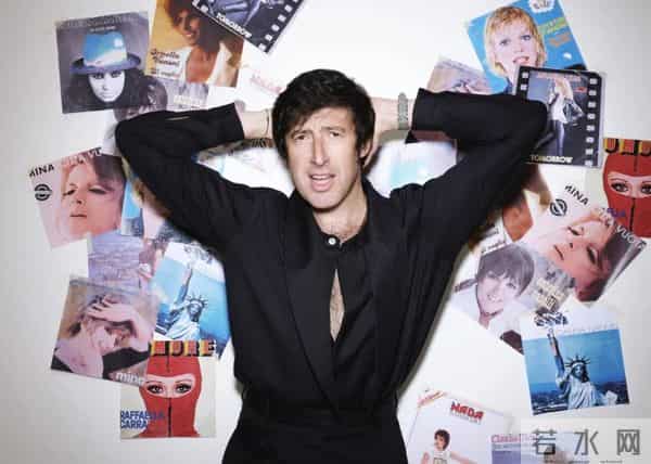 阿曼尼经典店歌