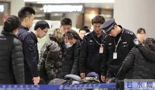 唐安琪烧伤再出新内幕