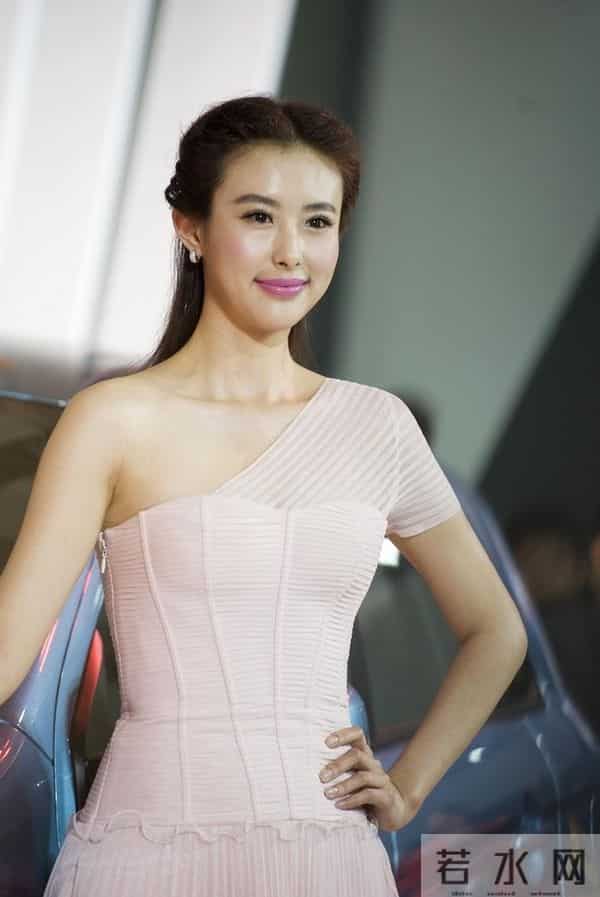 翟凌兽兽门照片全集