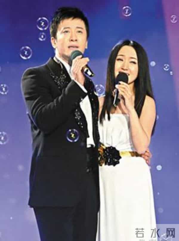 毛宁父母是谁呀