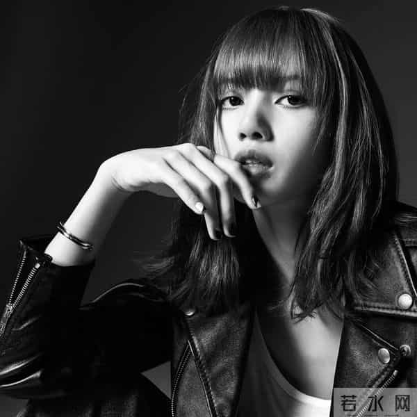 lisa是泰国和哪的混血