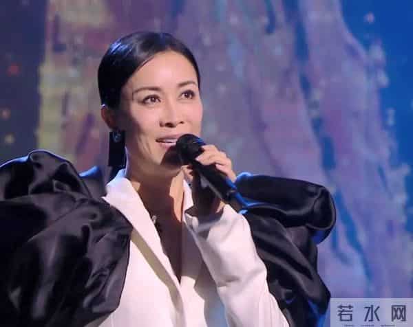 湖南卫视春晚黄龄疑似假唱