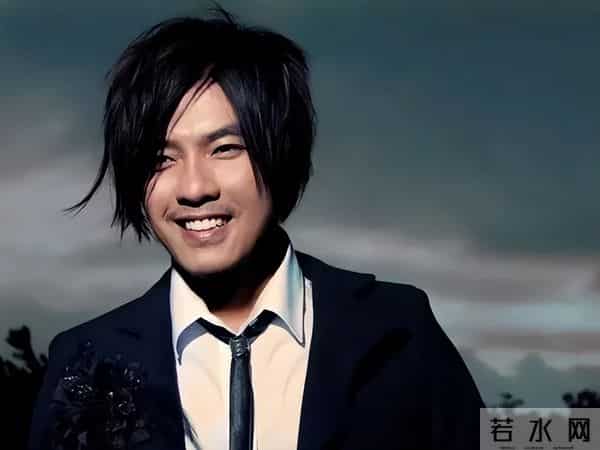 我是一个过气的歌手