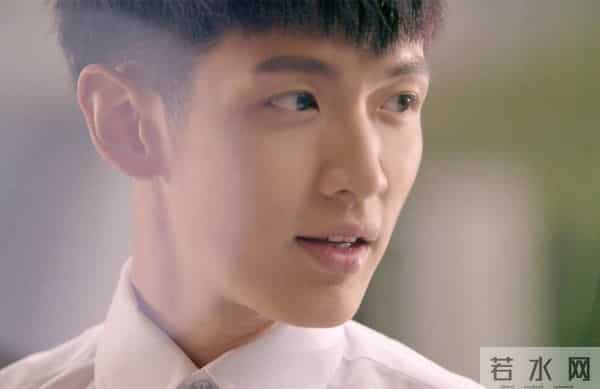 柯震东吸毒做了多久牢