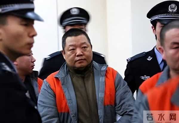 臧天朔得罪成龙