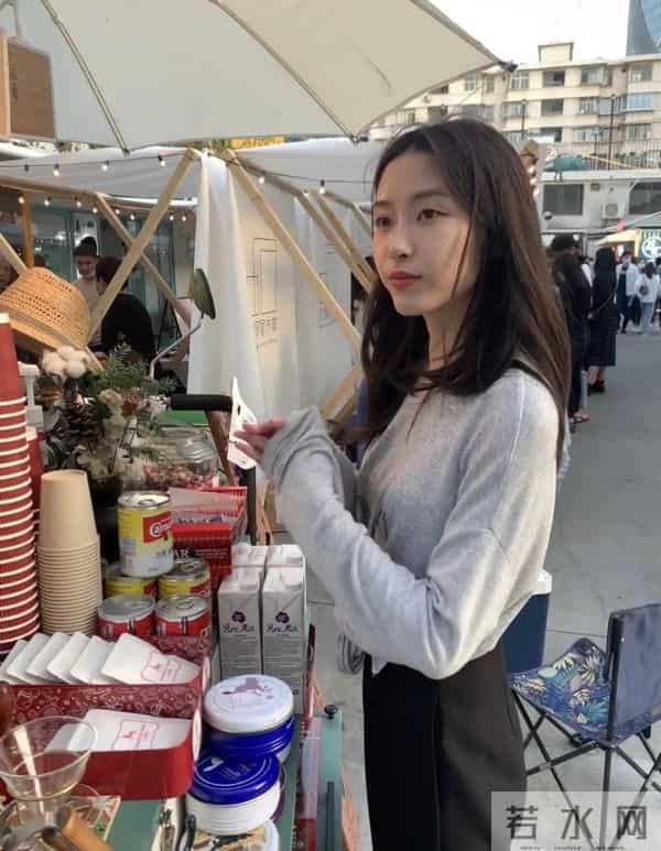 半藏森林接到了腾讯广告