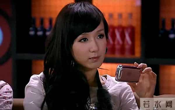 娄艺潇我们结婚了