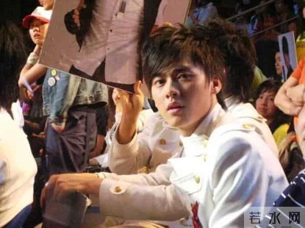 加油好男儿闫安