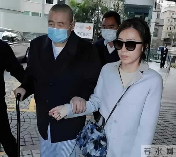 刘銮雄怎样玩关之琳