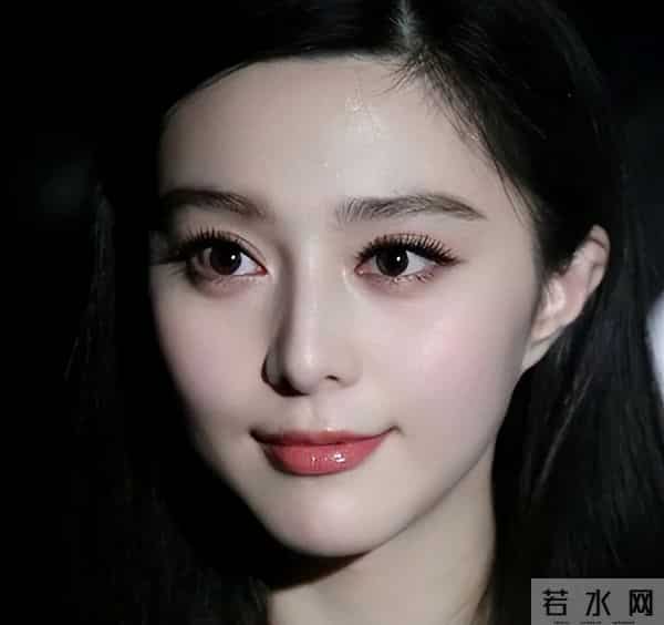 范冰冰洪金宝激吻照