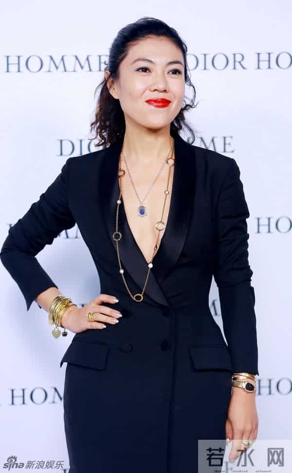 苏芒坐大腿事件