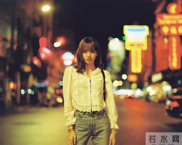 lisa是泰国和哪的混血