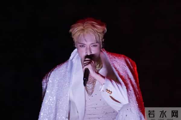 张艺兴520表白贝壳儿