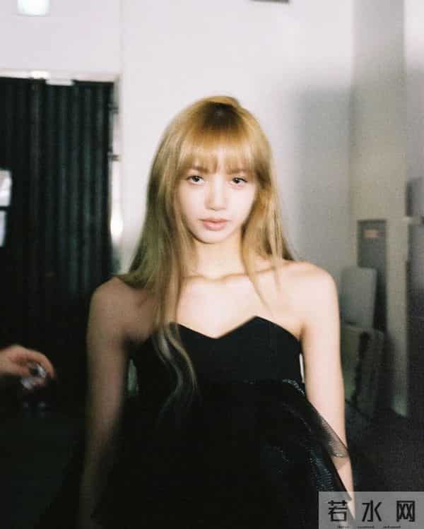 lisa是泰国和哪的混血