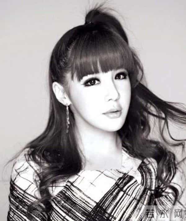 崔雪莉和权志龙