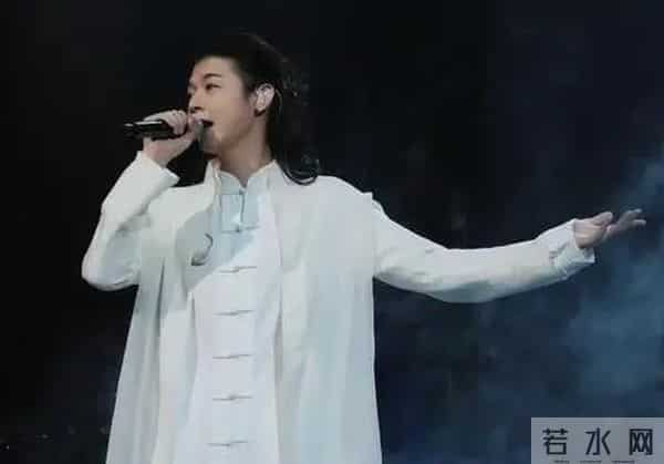 霍尊的大学同学谈霍尊