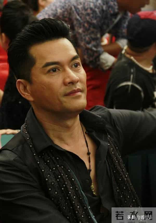 臧天朔得罪成龙