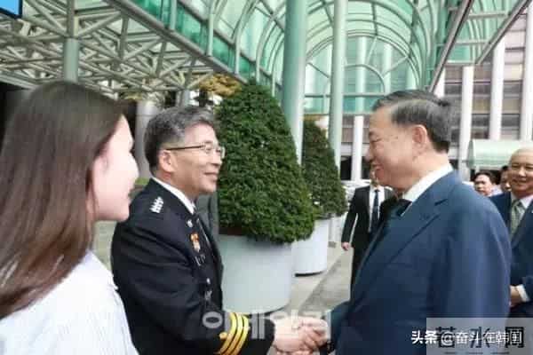 七年的爱金贤政