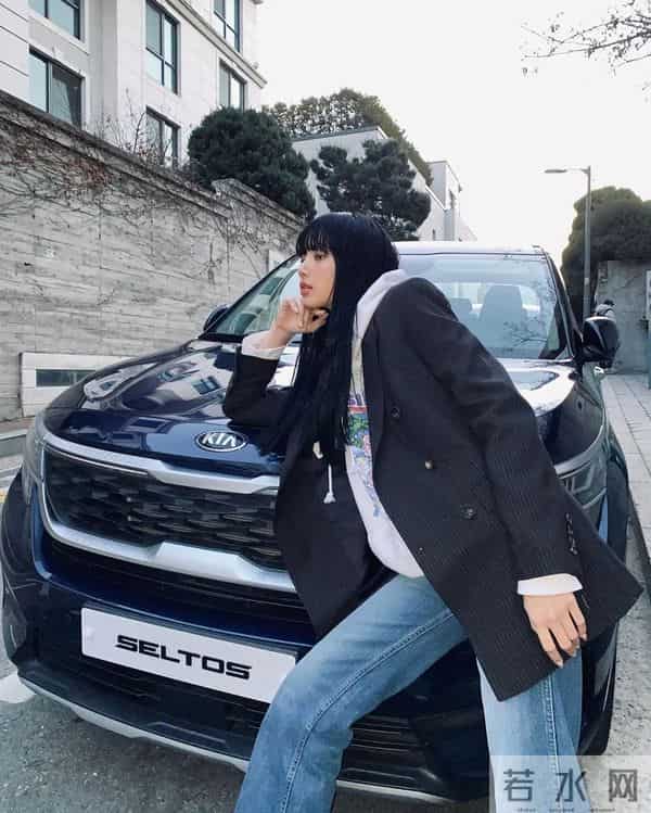 lisa是泰国和哪的混血