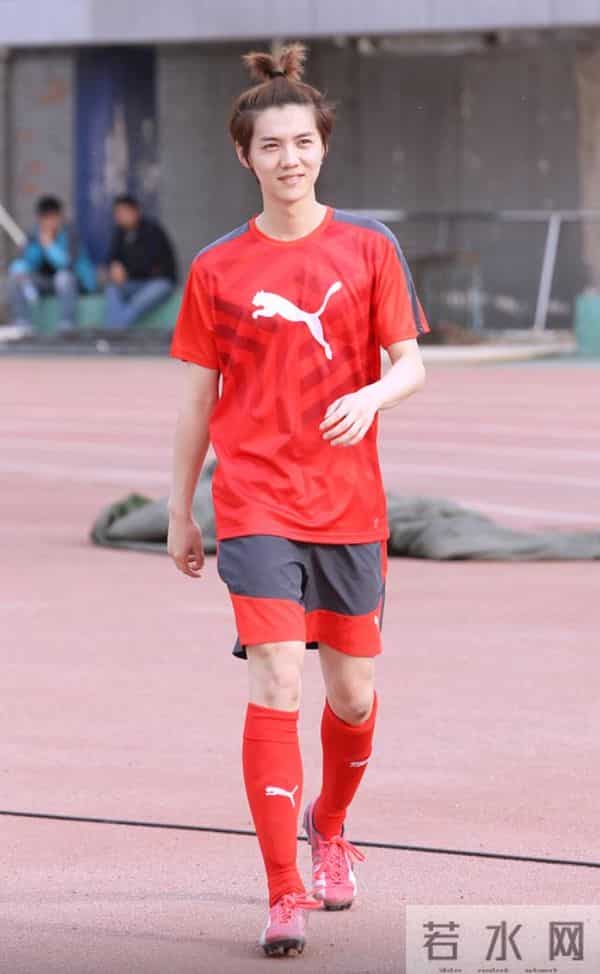 鹿晗为什么退出exo