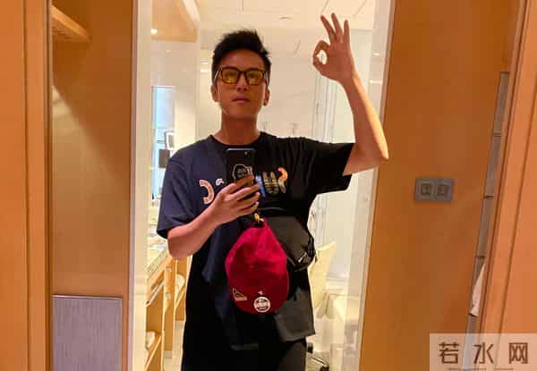 邓超工作室纠正邓超四十一岁