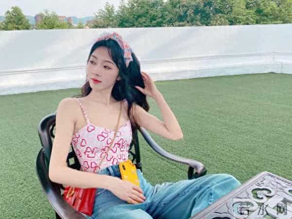 宣璐为什么有两个大学