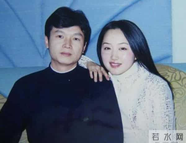 杨钰莹为什么退出歌坛