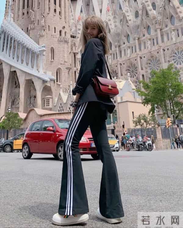 lisa是泰国和哪的混血