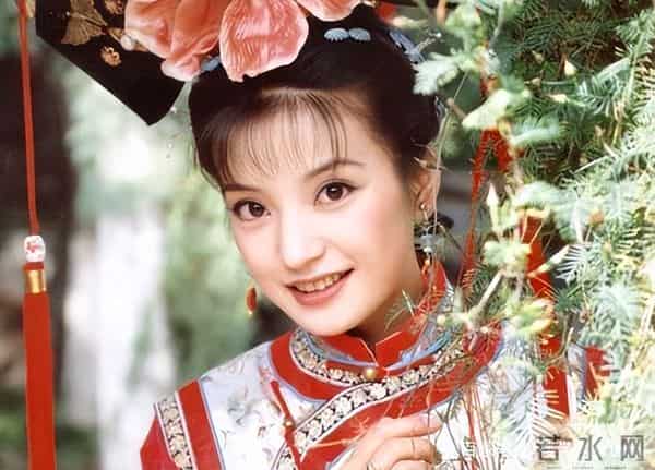 赵薇割韭菜什么意思