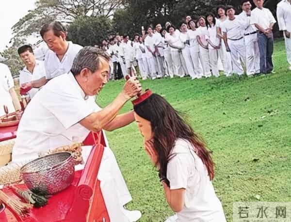 泰国白龙王被揭穿