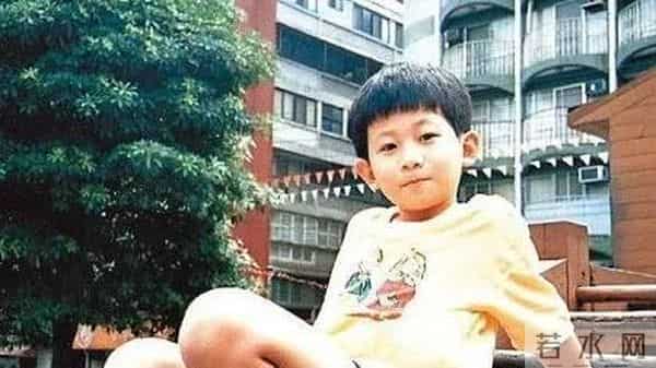 刘谦为什么被央视封