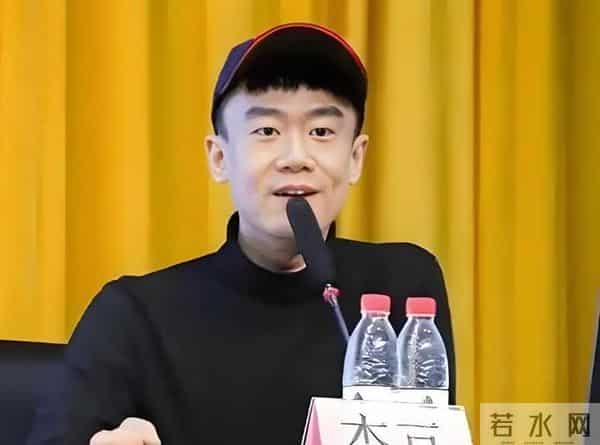 李雪健说话怎么回事