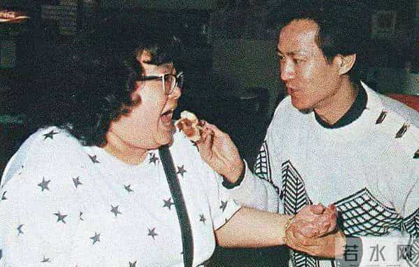 官晶华个人资料