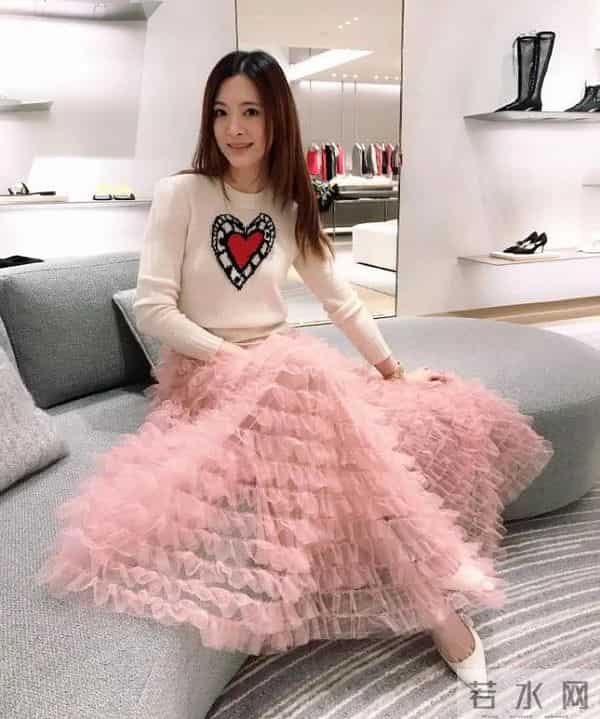 辛龙为什么有钱娶刘真