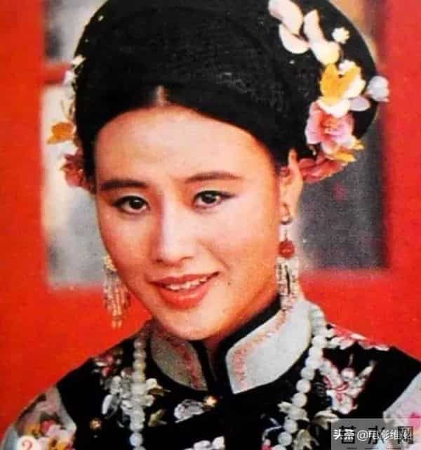 邬君梅枕边禁书