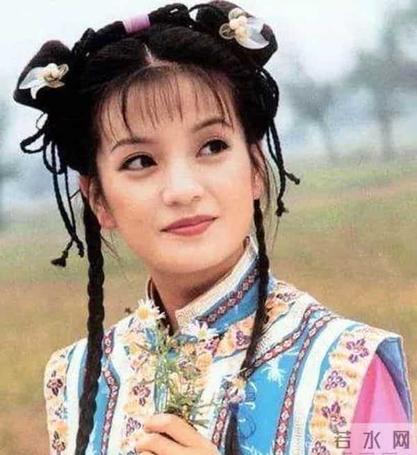 赵薇军旗装事件