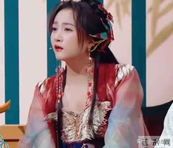 关晓彤个人资料