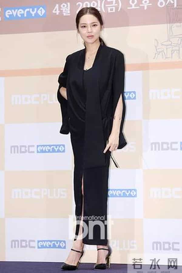 韩星朴施厚最新消息