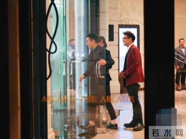 台媒曝潘玮柏当爸