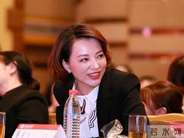 龙洋的老公简介丈夫