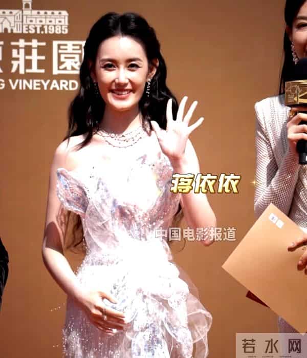 倪妮30岁之后的体重